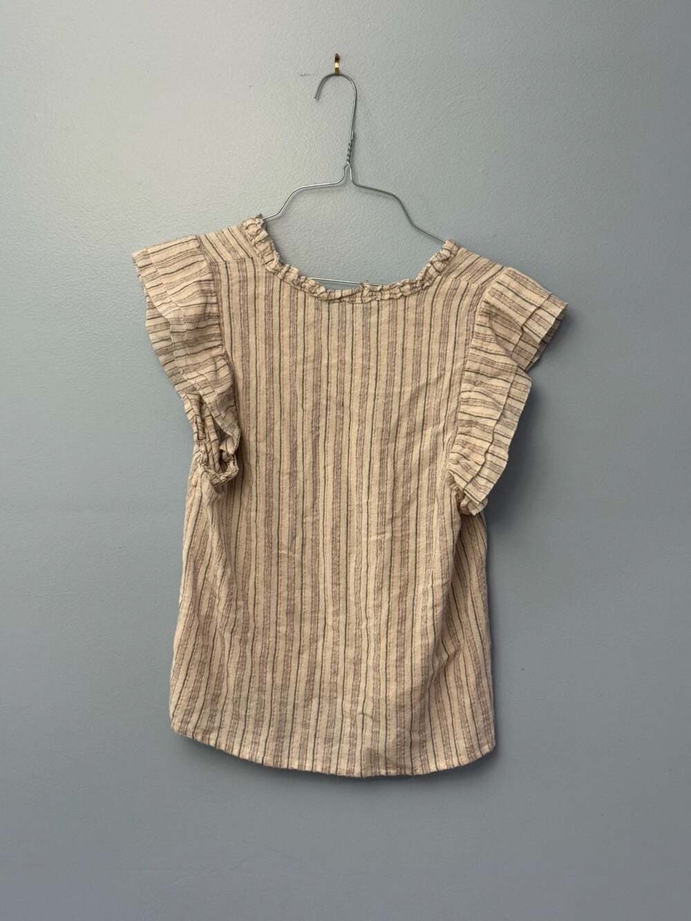 Gilli Women's Striped Ruffle Sleeve Top